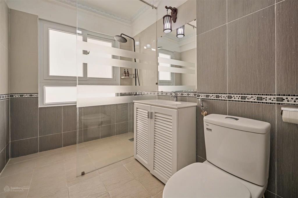 Bán toà căn hộ an thượng 2 ngay phố đi bộ phố tây đang hợp đồng thuê ổn định