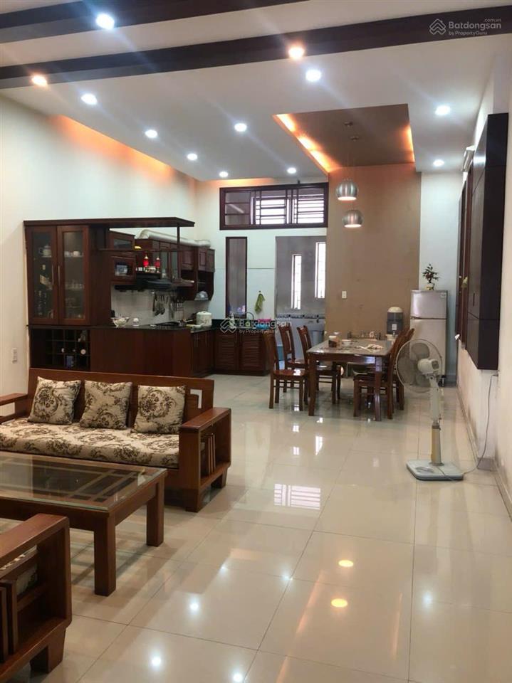 Bán nhà 5 tầng mặt tiền đường 2/9 giá sập hầm