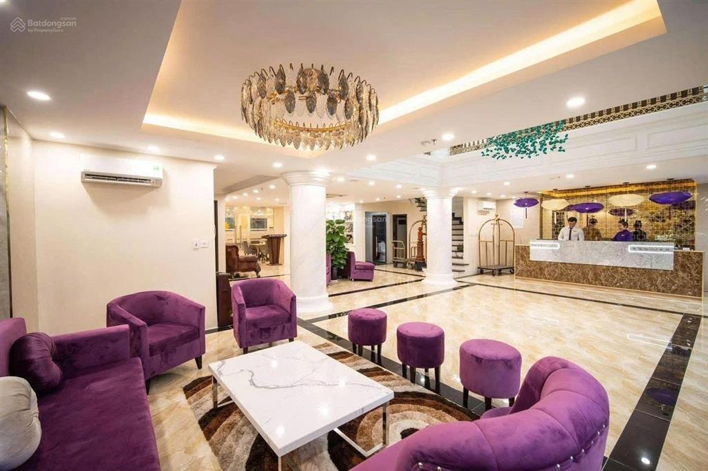 Bán khách sạn hồ xuân hương sát biển mỹ khê đang có dòng tiền tốt