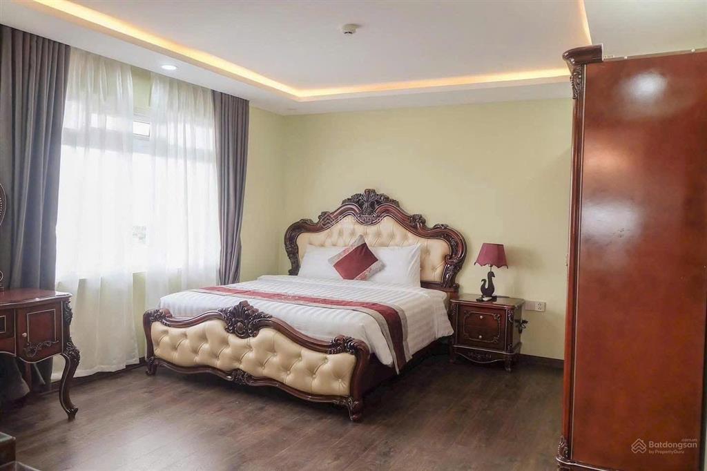 Bán khách sạn hồ xuân hương sát biển mỹ khê đang có dòng tiền tốt