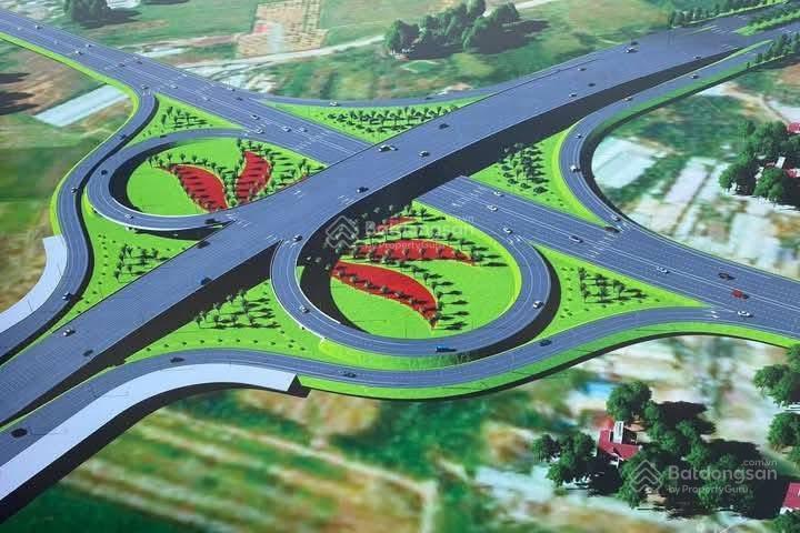 Đất mặt tiền tôn đức thắng ở hiệp phước, nhơn trạch, thích hợp làm showroom xe.