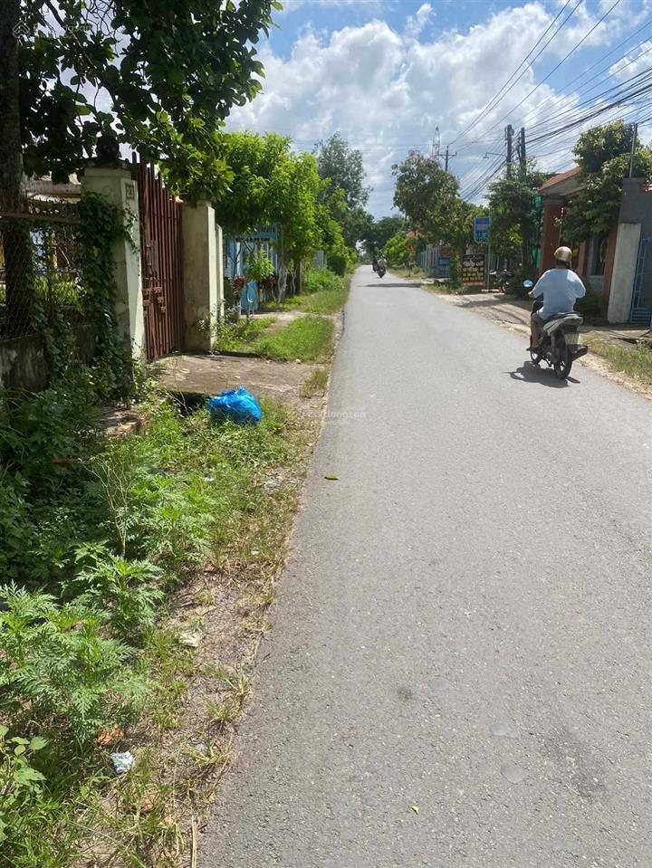 Đất long phước ngay mặt trước sân bay, đường nhựa, cách ql51 chỉ 300m, shr thổ cư sẵn.