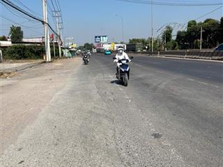 Đất mt quốc lộ 51 ở long phước, ngay trước sân bay long thành, thích hợp kho bãi