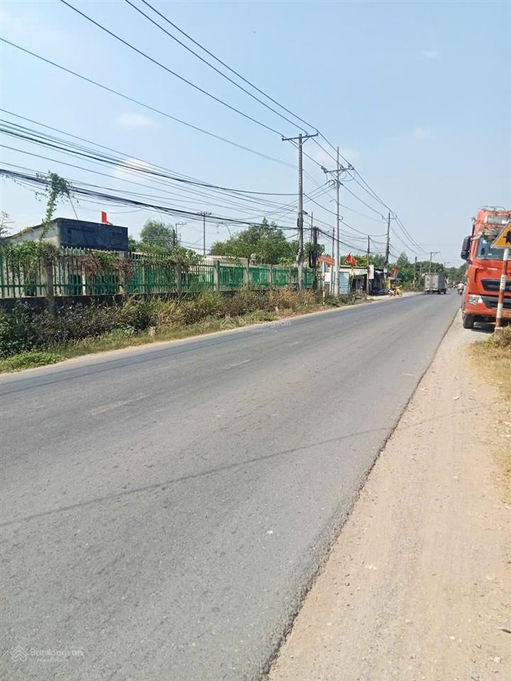 Đất mặt tiền đường chính bàu cạn, gần kcn bàu cạn, mặt tiền 50m thích hợp làm showroom.