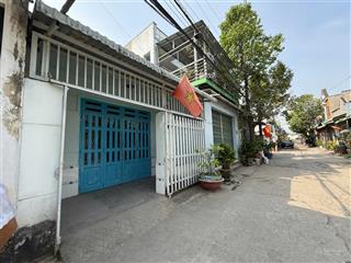 Bán nhà bình chuẩn giá 2tỷ350 sổ riêng