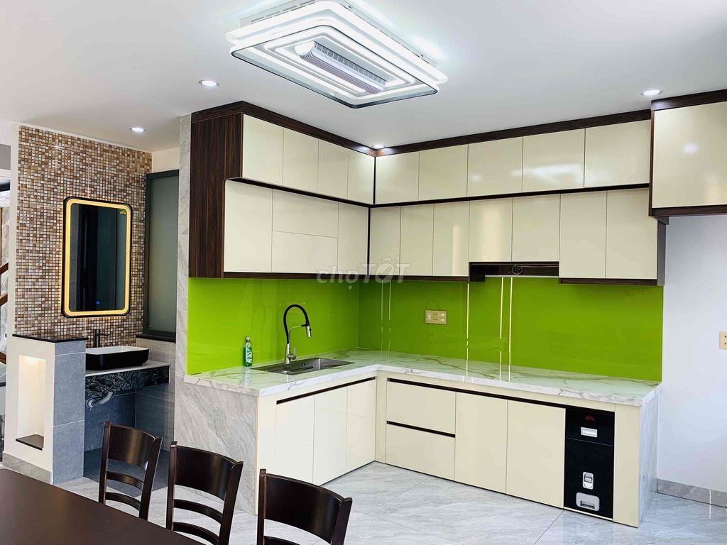 Nhà Mới 1 Trệt 1 Lửng 2 Lầu Sân Thượng Chợ Đầu Mối