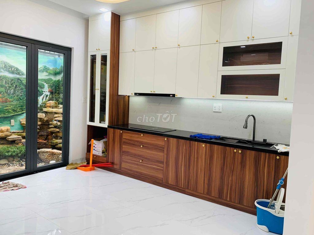 💥Nhà Phố Xinh 5x18 👉3 Lầu  Bà Điểm Nguyễn Thị Sóc