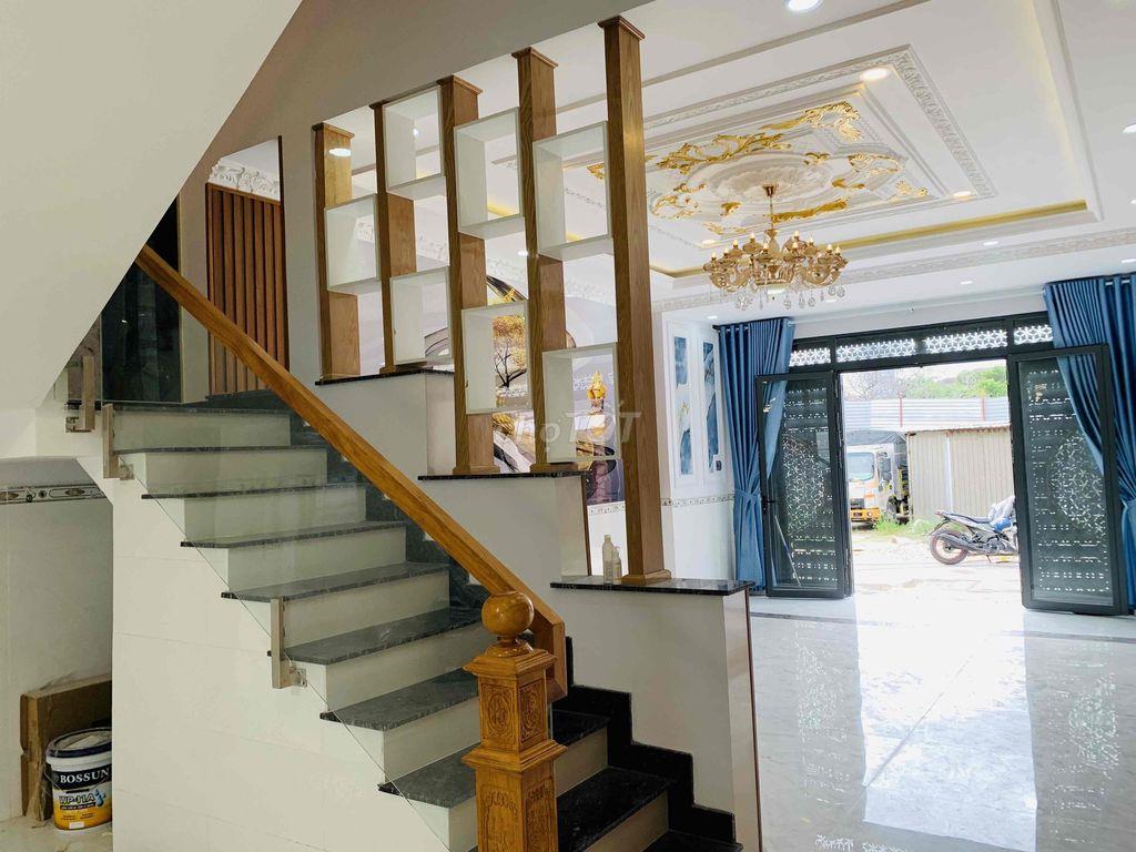 🏡 BÁN NHÀ 3 LẦU CÁCH CHỢ ĐẦU MỐI CHỈ 400m