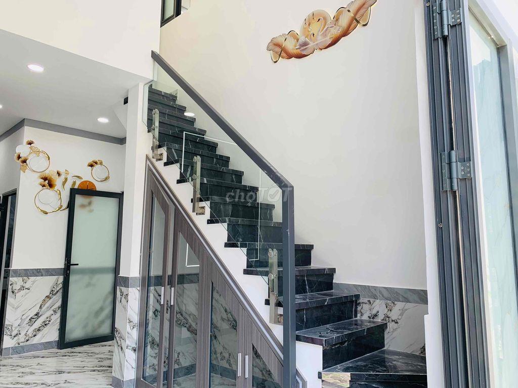 Nhà Vila Mili 111m2 DTSD Gần Chợ Đầu Mối X Bà Điểm