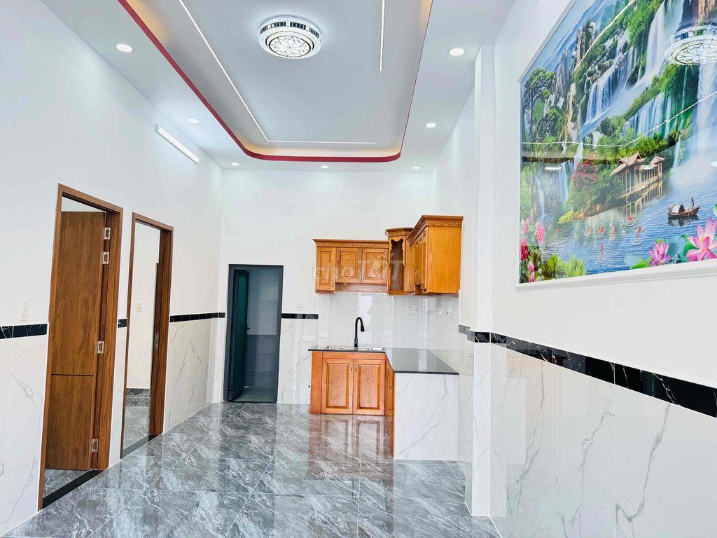 BÁN CĂN NHÀ MỚI 6.7 X 21 XÃ BÀ ĐIỂM GẦN  CV SINH THÁI HÓC MÔN