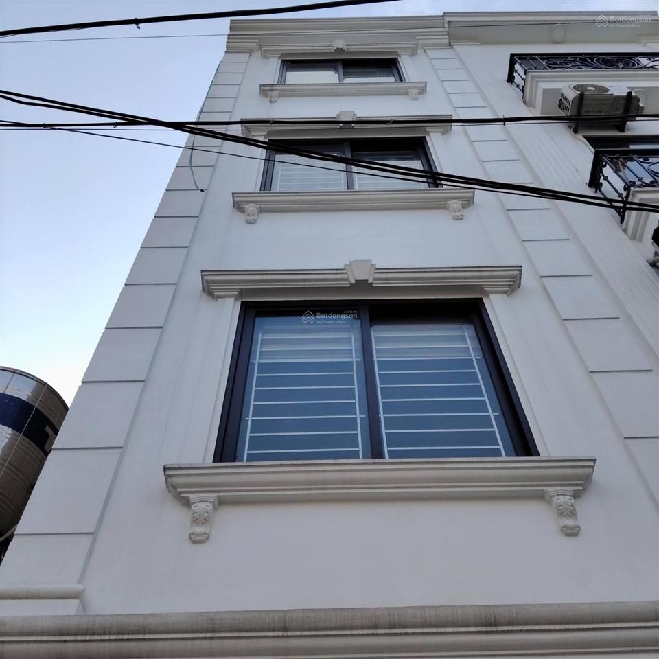 Bán nhà tây mỗ 40m2, 4 tầng mới đẹp, 5 ngủ, ở miêu nha, giá 6.4 tỷ
