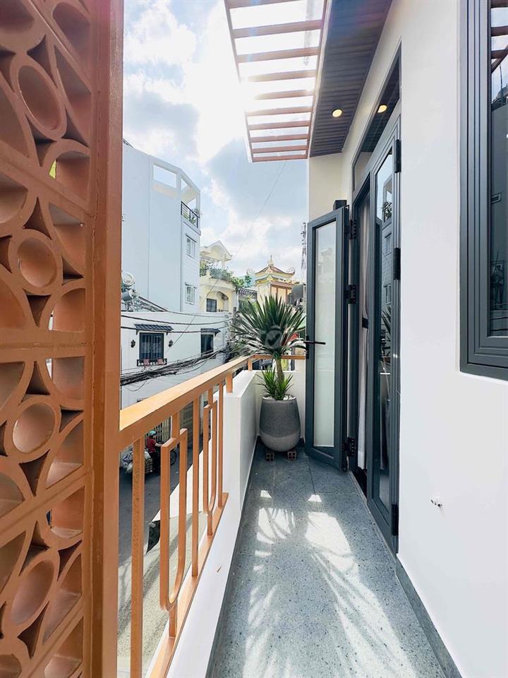 Siêu Phẩm 2 tầng 45m2 đất, MT KD Sầm Uất Duy Tân, 3,4m NH 3,5m x 13m