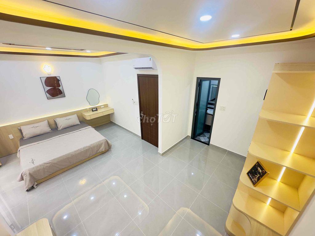 siêu phẩm sát MT Trương Quốc Dung - NVT, dt 6,15x6,2m, ~40m2, 4 tầng