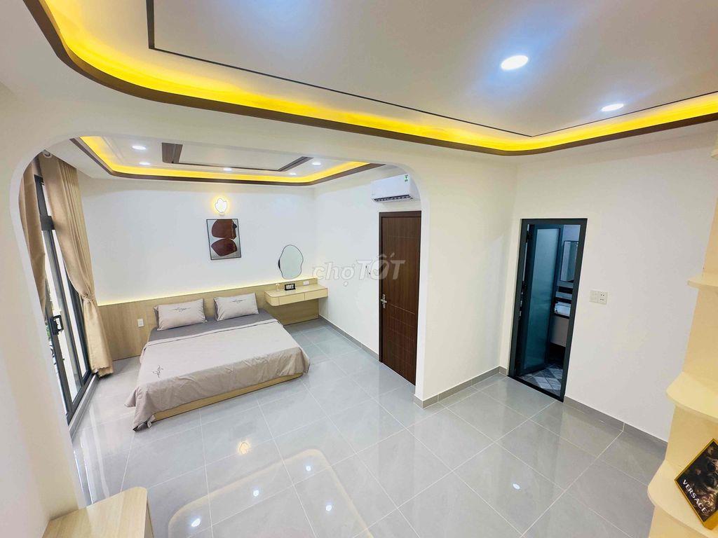 siêu phẩm sát MT Trương Quốc Dung - NVT, dt 6,15x6,2m, ~40m2, 4 tầng
