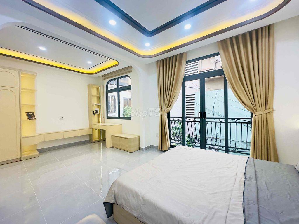 siêu phẩm sát MT Trương Quốc Dung - NVT, dt 6,15x6,2m, ~40m2, 4 tầng