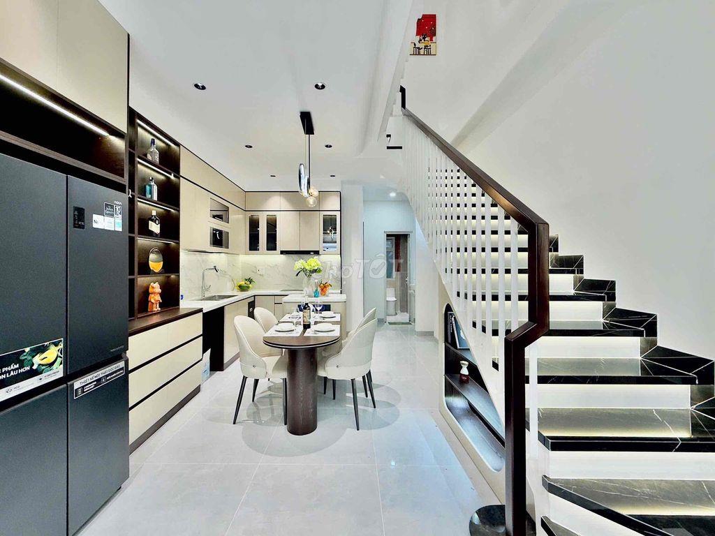 Siêu phẩm xây mới 4 tầng NT CC, dt 4x15m, 60m2 đất, Đ Bùi Đình Tuý,
