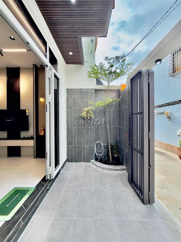 Siêu phẩm xây mới 4 tầng NT CC, dt 4x15m, 60m2 đất, Đ Bùi Đình Tuý,