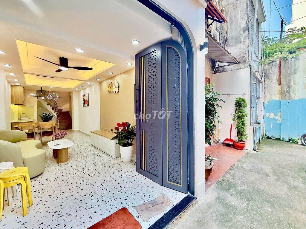 Bán nhà 4 tầng Tăng Bạt Hổ Bình Thạnh 30m2 full nội thất