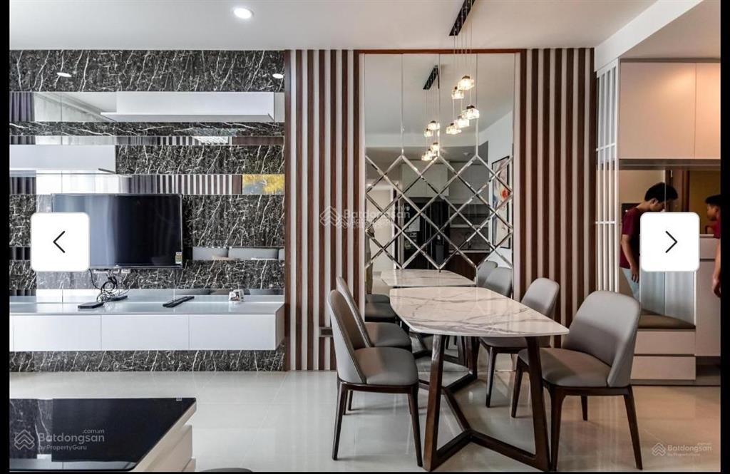 Cho thuê villa phố đông 5pn 4wc 1trệt 2 lầu giá 19tr / th