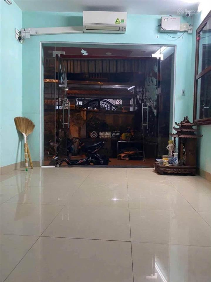 Cho thuê nhà riêng 5 tầng 30m2 đường láng, đống đa ô tô đỗ cửa, phù hợp ở, văn phòng giá 15 triệu