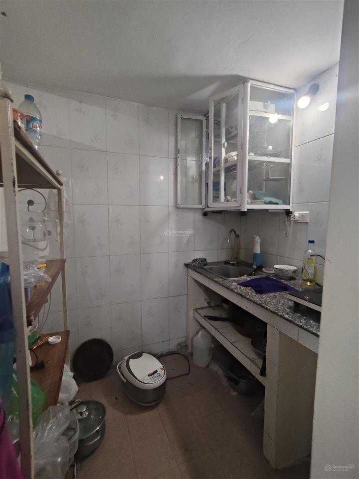 Cho thuê gấp nhà riêng 3 tầng 3 ngủ 40m2 ngõ xã đàn 2, đống đa ở hoặc kinh doanh chỉ 11 triệu/tháng