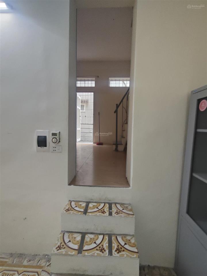 Cho thuê gấp nhà riêng 3 tầng 3 ngủ 40m2 ngõ xã đàn 2, đống đa ở hoặc kinh doanh chỉ 11 triệu/tháng