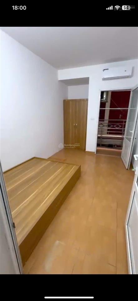 Cho thuê căn hộ chung cư mini 50m2 2 ngủ ngõ 1194 đường láng, đống đa chỉ 7.5 triệu/tháng