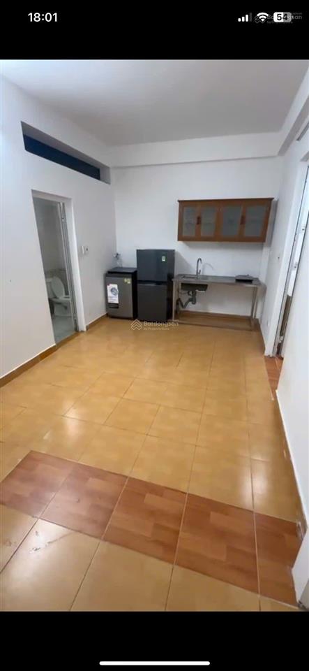 Cho thuê căn hộ chung cư mini 50m2 2 ngủ ngõ 1194 đường láng, đống đa chỉ 7.5 triệu/tháng