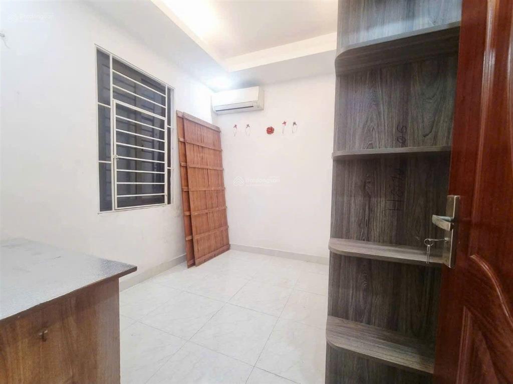 Cho thuê ccmn ngõ 169 kim mã  ba đình 55m2 2 ngủ 1 wc chỉ 8.5 triệu/tháng