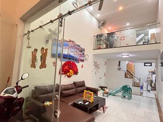 Cho thuê nhà riêng đẹp 4pn, 3wc, 36m2, 14 triệu vnd tại chùa láng, p láng thượng, q.đống đa