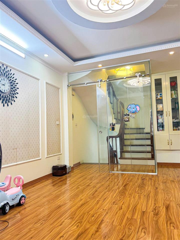 Cho thuê nhà riêng 2pn, 3wc, 35m2 tại phố khương hạ, quận thanh xuân, giá 13 triệu vnd, gần ô tô