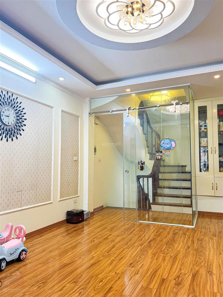 Cho thuê nhà riêng 2pn, 3wc, 35m2 tại phố khương hạ, quận thanh xuân, giá 13 triệu vnd, gần ô tô