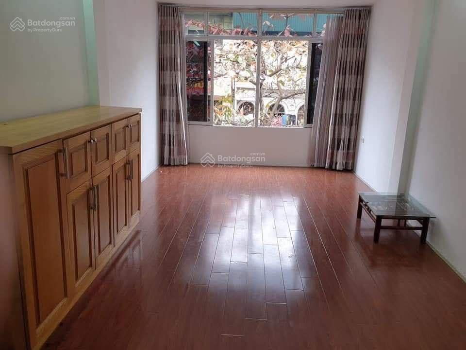 Cho thuê căn hộ tập thể tầng 2, đẹp 80m2 2 ngủ tại quan nhân thanh xuân, gần ga láng chỉ 10 triệu