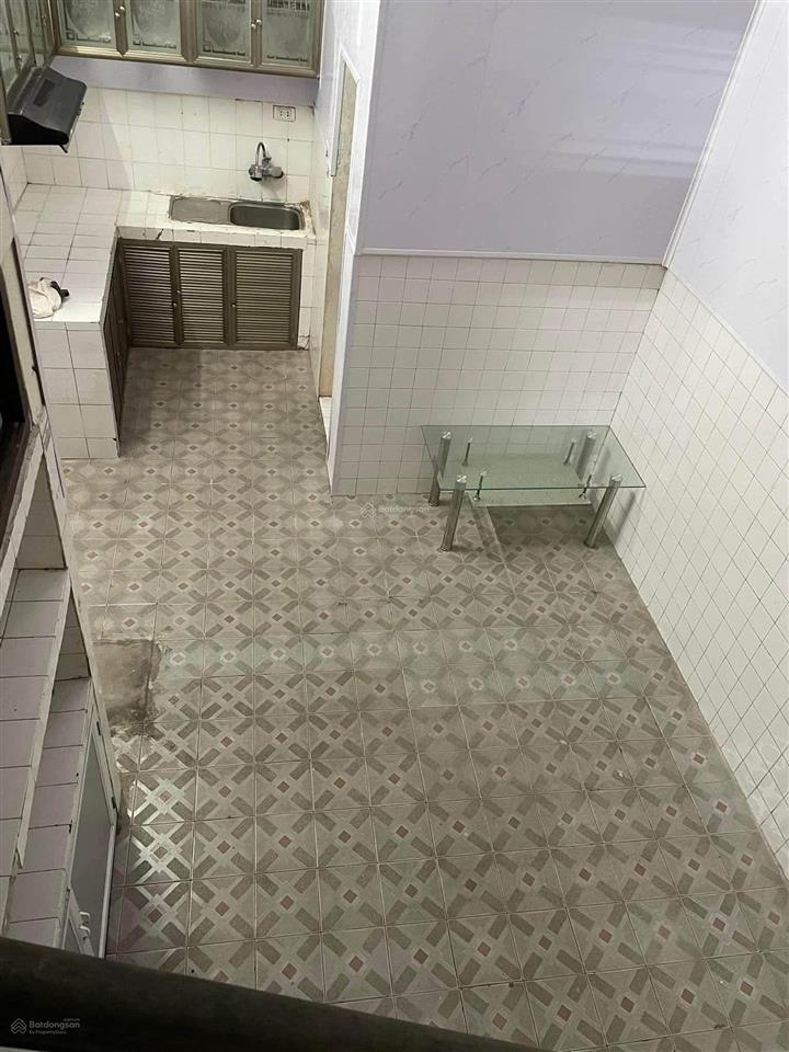 Cho thuê nhà nguyên căn 45m2, 3 tầng, 3 ngủ, ngõ ô tô tại hoàng văn thái  thanh xuân chỉ 10 triệu