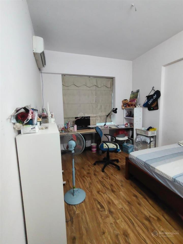 Bán gấp căn hộ lô góc 86m, 3 ngủ chung cư 323 xuân đỉnh view thoáng tầng trung chỉ hơn 6 tỷ