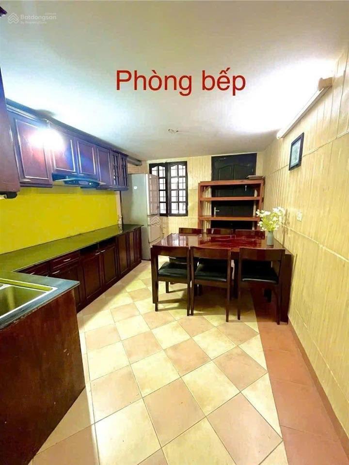 Cho thuê nhà riêng 46m, 3 tầng, 4 ngủ tại lê trọng tấn, thanh xuân chỉ 11 triệu/tháng ở luôn