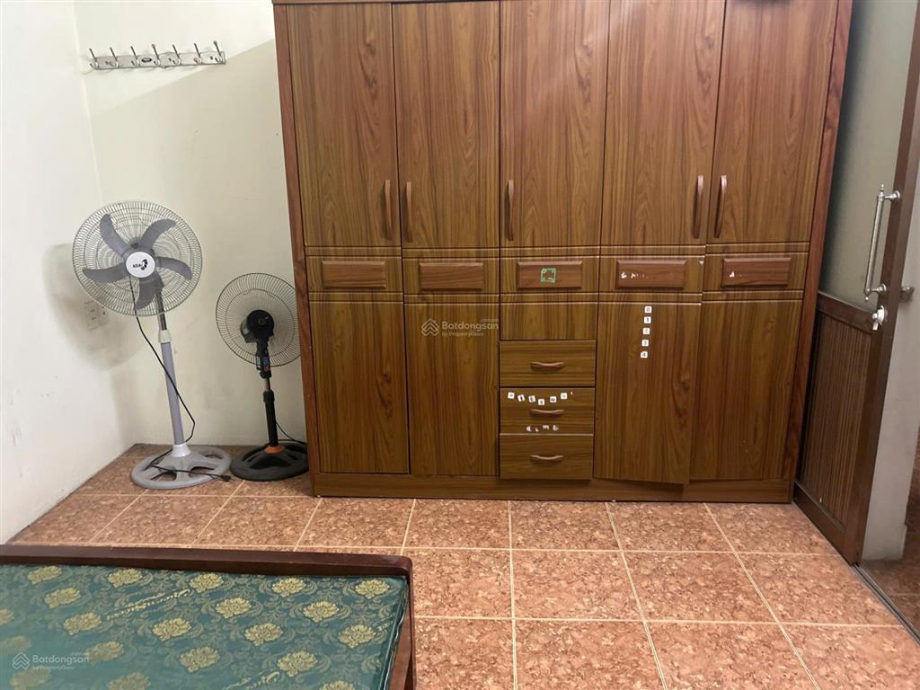Cho thuê căn hộ tập thể đẹp 80m2, 2 ngủ 1 khách tại ngõ 6 vũ hữu, thanh xuân giá chỉ 7 triệu/tháng