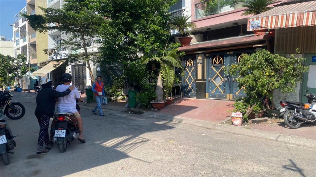 Cho thuê phòng siêu rộng đường nguyễn xí, gần đường ray xe lửa, gần đh văn lang