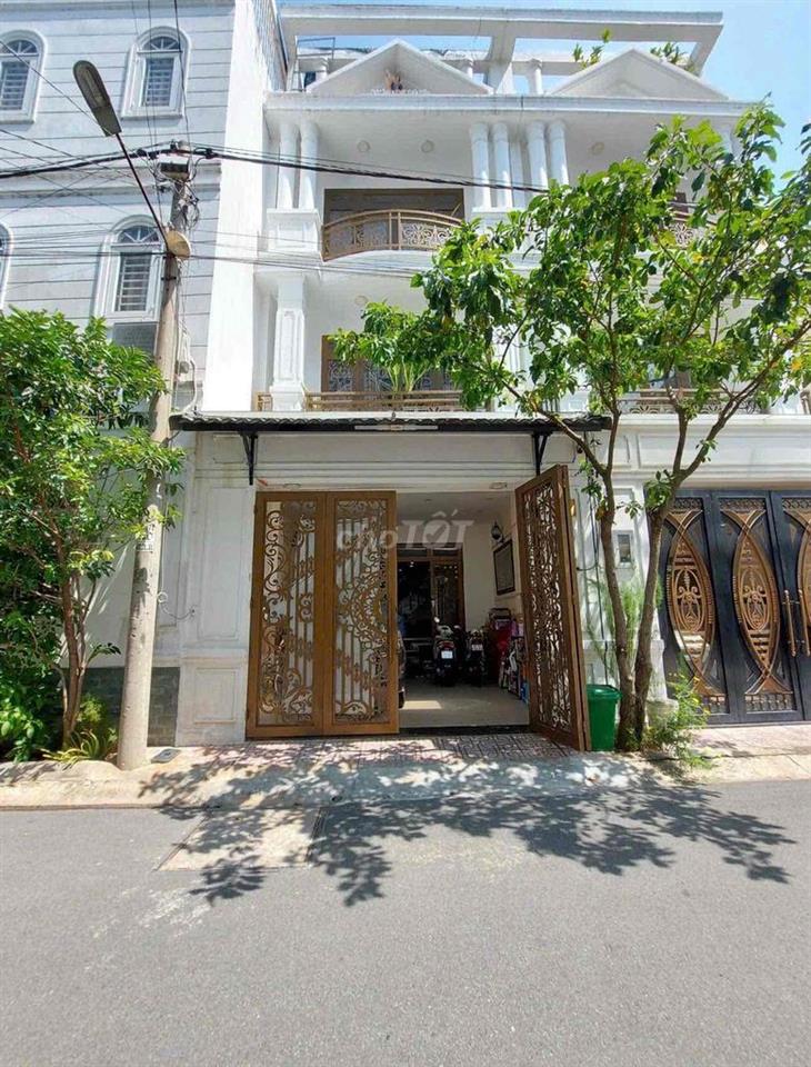 Cho thuê nhà hẻm Đường Số 7, Thủ Đức xe hơi đậu cửa