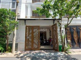 Cho thuê nhà hẻm Đường Số 7, Thủ Đức xe hơi đậu cửa