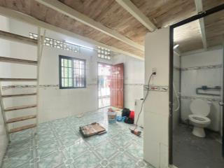 Duplex 38m2 full nt cơ bản ngay cầu chữ y, nguyễn văn cừ, đh saì gòn