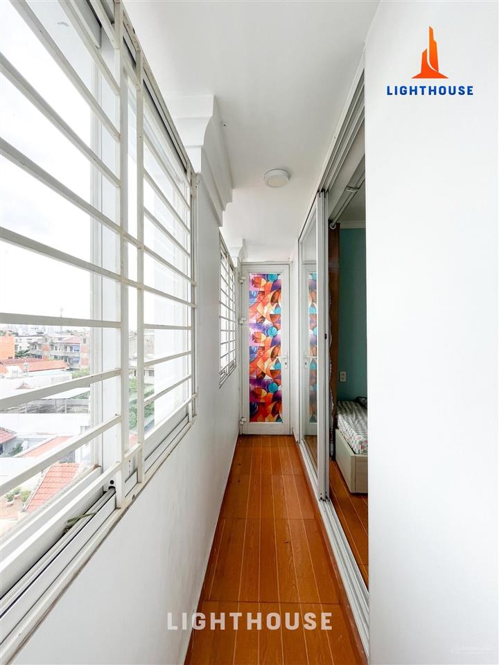 Studio full nt  ban công  bảo vệ, thang máy ngay khu k300  etown tân bình