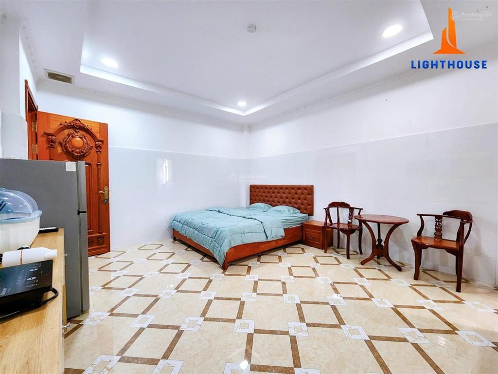 Căn hộ 2 giường ngủ 42m2  full nt  thang máy  an ninh ngay cầu 3/2