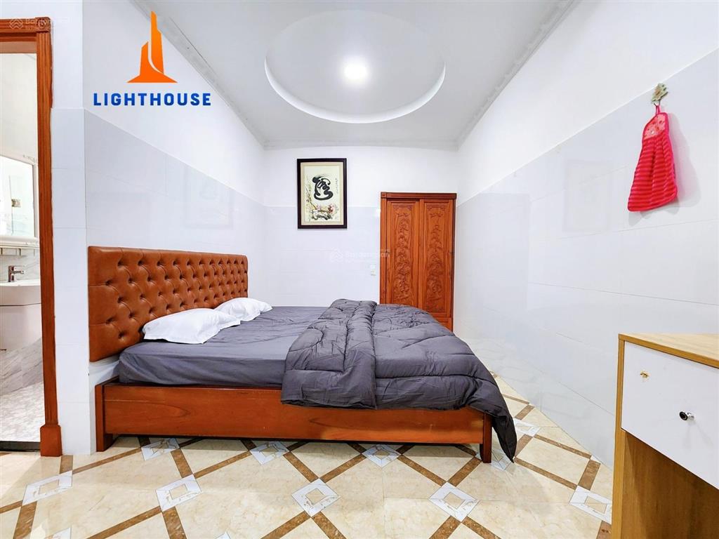 Căn hộ 2 giường ngủ 42m2  full nt  thang máy  an ninh ngay cầu 3/2