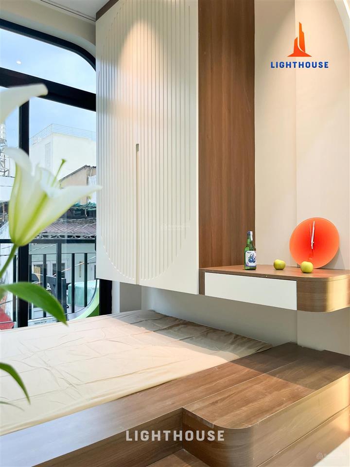 Studio ban công full nt hiện đại thang máy ngay tô hiến thành vạn hạnh mall