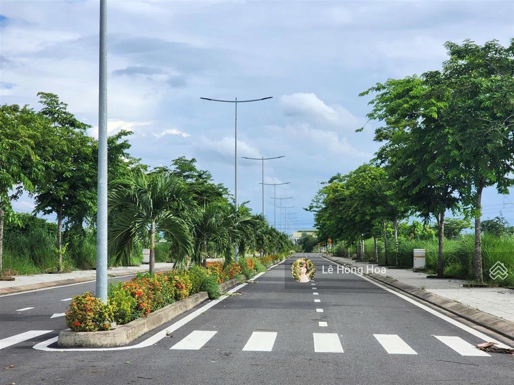 Đất chính chủ 90m2 sổ sẵn sang tên 18tr/m2 ngay tỉnh lộ 10 gần các kcn lớn thích hợp đầu tư