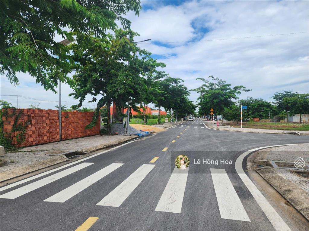 Đất chính chủ 90m2 sổ sẵn sang tên 18tr/m2 ngay tỉnh lộ 10 gần các kcn lớn thích hợp đầu tư