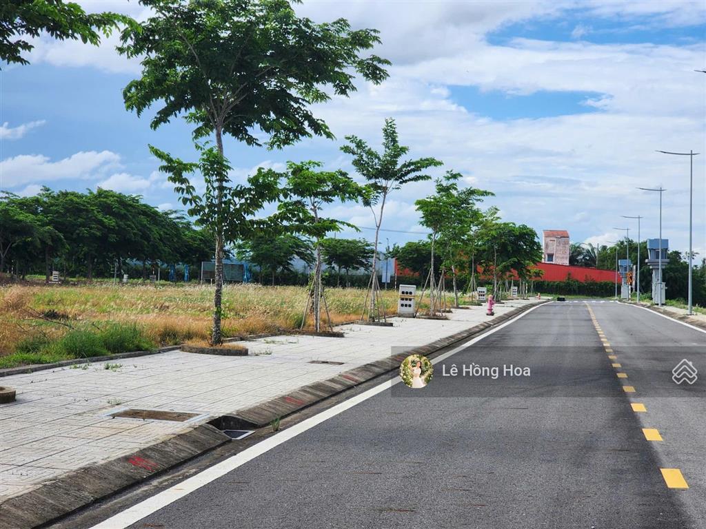 Đất chính chủ 90m2 sổ sẵn sang tên 18tr/m2 ngay tỉnh lộ 10 gần các kcn lớn thích hợp đầu tư