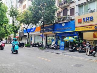 Mặt phố lò đúc mặt tiền 10m  dt 250m2, vỉa hè rộng, 2 mặt thoáng, cần bán gấp