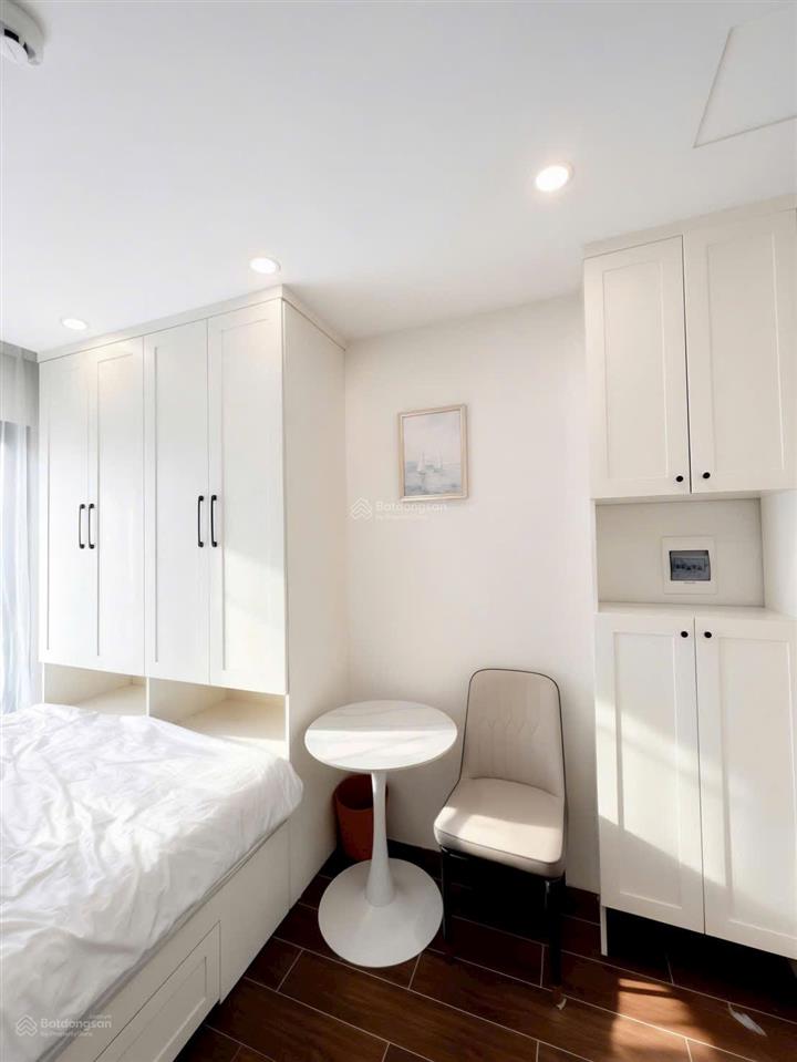 Bán tòa apartment ngay sát hồ tây, 80m² 7 tầng thang máy, dòng tiền vận hành quá tốt ~9%/năm